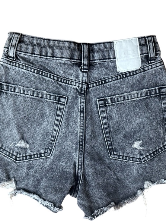 Zara Black Distressed Jean Shorts - Picture 2 of 10